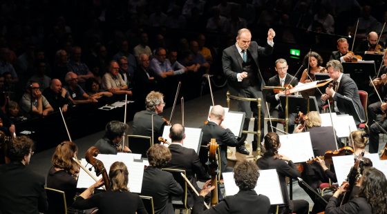 Prom 42: Les Siècles and François-Xavier Roth, (Cédric Tiberghien on piano)at the Royal Albert Hall, on Wednesday 16 Aug. 2017.
Photo by Mark Allan
